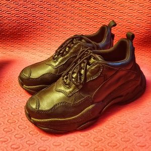 Jeffrey Campbell Women's Lo Fi Sneakers in Black